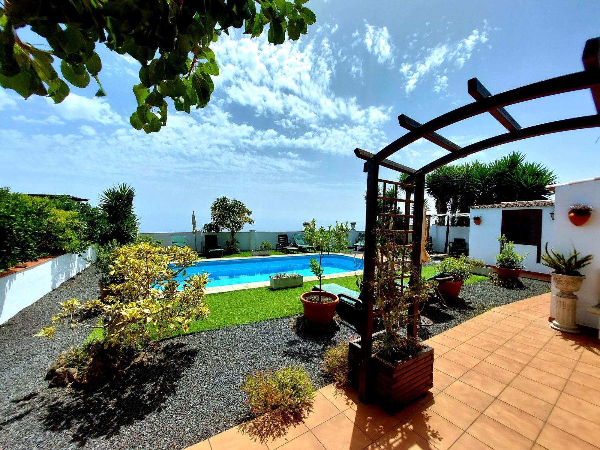 Las Paredes Barlovento Esterno foto